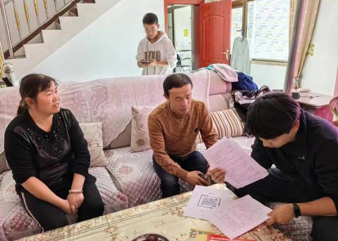 安宁区千名干部入千户 听民意解民忧(图3)