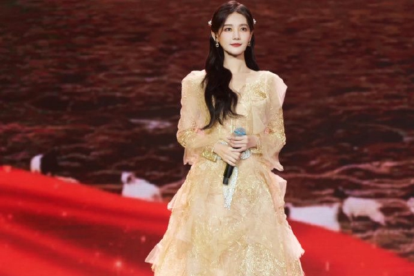 “《王者荣耀》女英雄翻白眼、流泪、流口水 图集_澎湃新闻(图2)